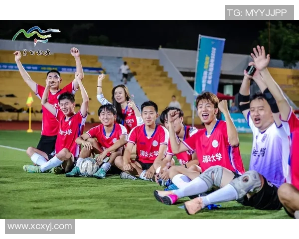 足球明星后代踢球精彩瞬间视频合集展现未来足球新星风采