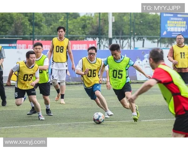 足球明星在绿茵场上的华丽瞬间与精彩绝伦的技巧展示