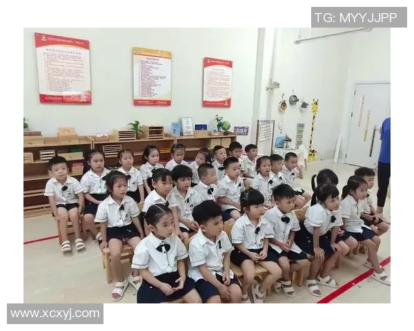 足球明星如何在社交场合中与女性建立联系与互动技巧探讨