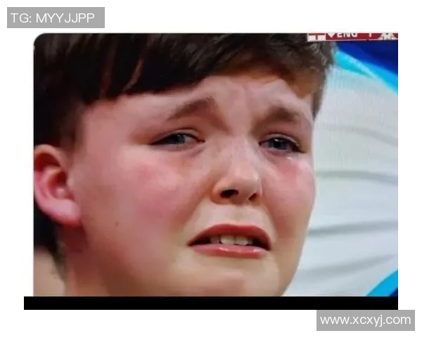 足球明星孩子的成长烦恼如何让父母感到无奈与心痛