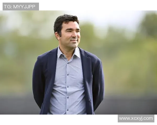 足球明星心目中女神揭晓她们的魅力与影响力如何塑造球场传奇 足球明星心目中女神揭晓她们的魅力与影响力如何塑造球场传奇