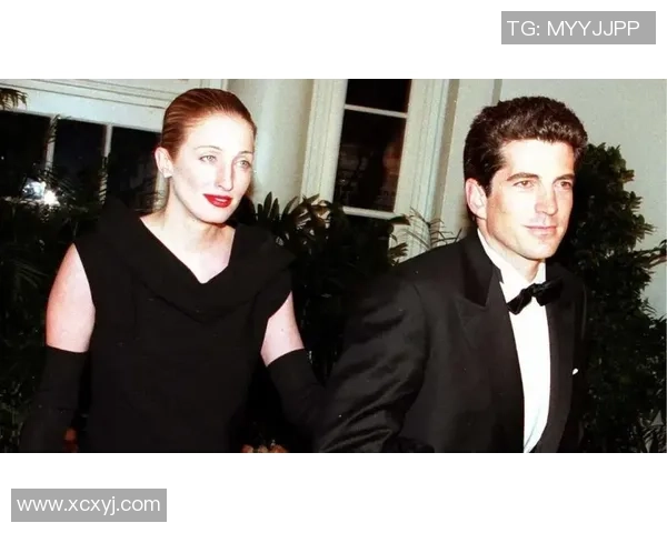 足球明星肯尼迪独特纹身图案解析与背后故事分享