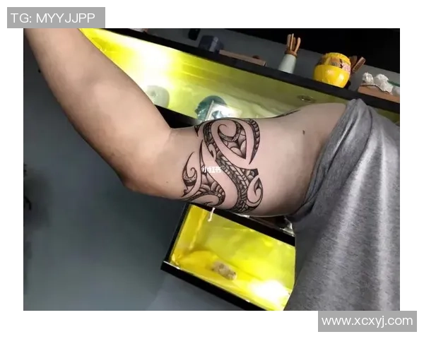 足球明星臂环纹身的魅力与意义解析以及背后的故事分享